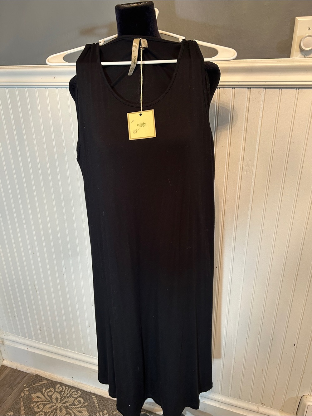 Comfy USA Black Sleeveless Maxi Dress
